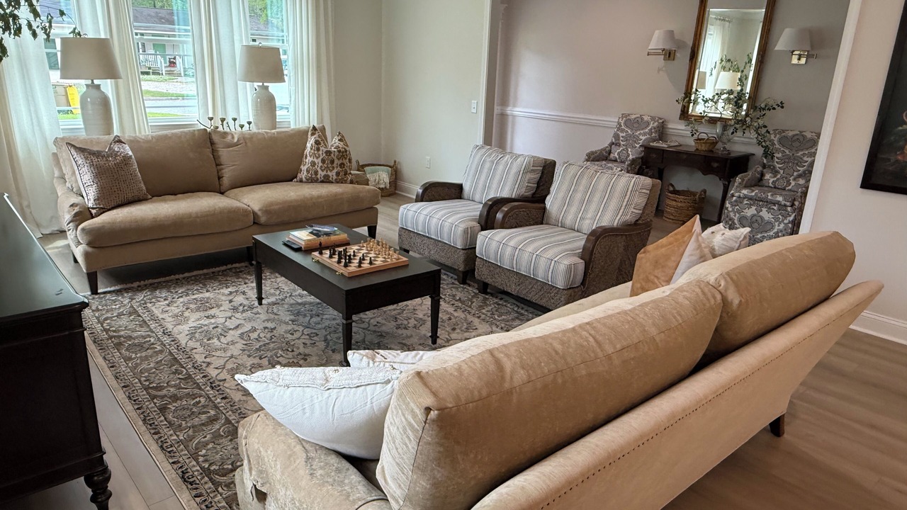 Photo of Livingroom in Pooler