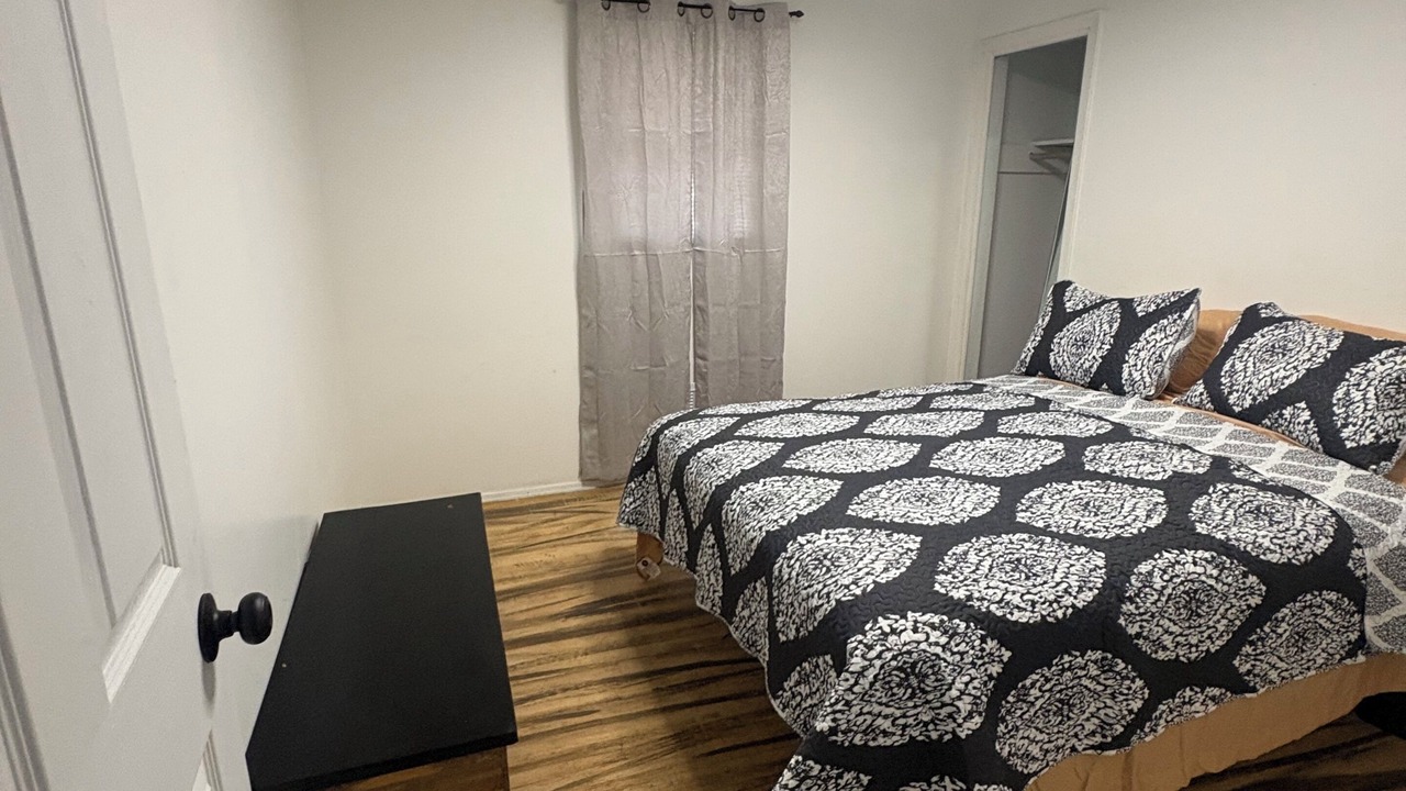 Photo of Bedroom in Martinez