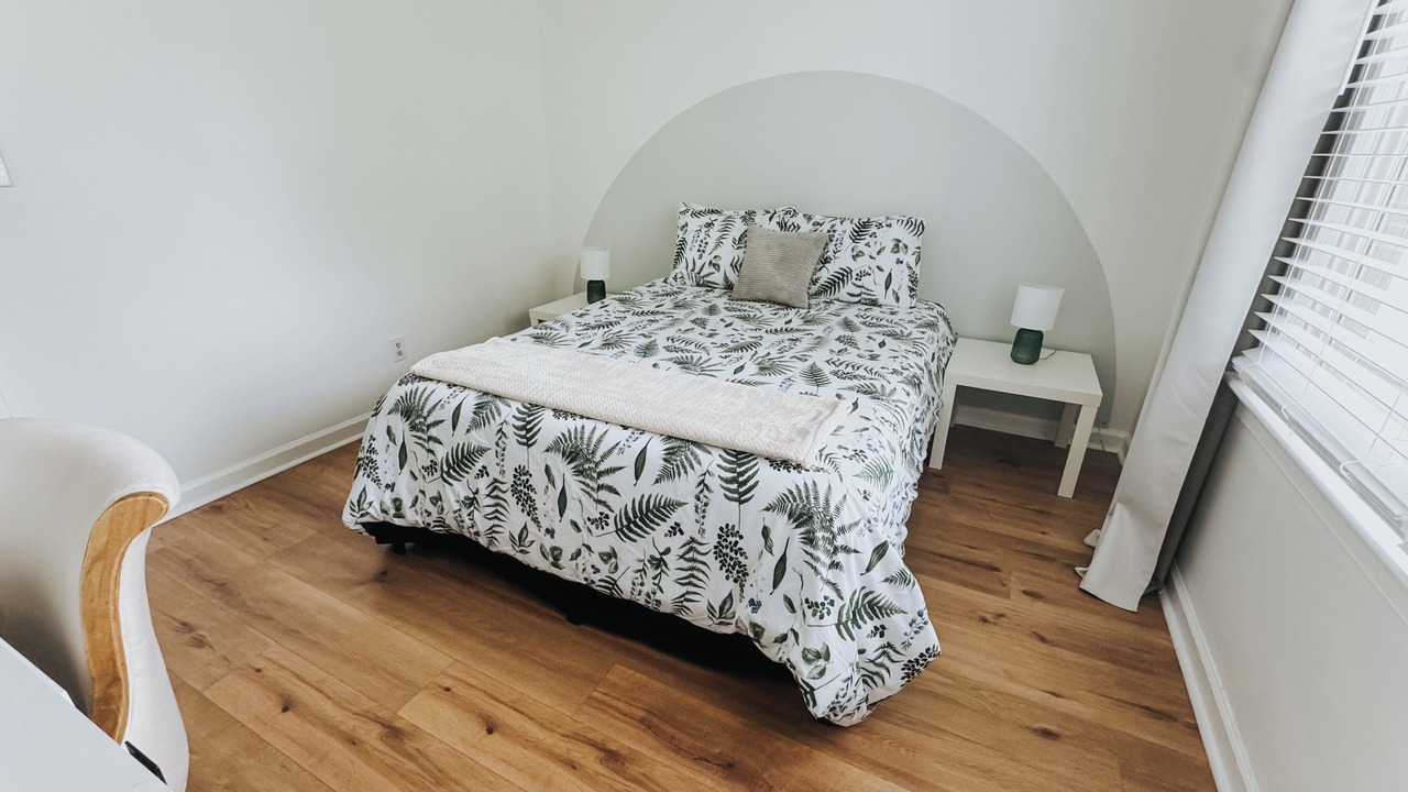 Photo of Bedroom in Downtown