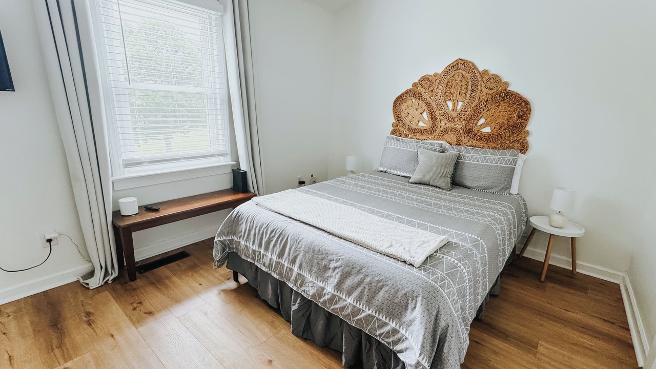 Photo of Bedroom in Downtown