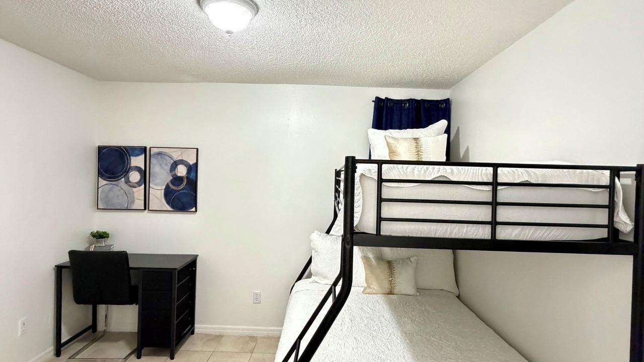 Photo of Bedroom in Bloomingdale