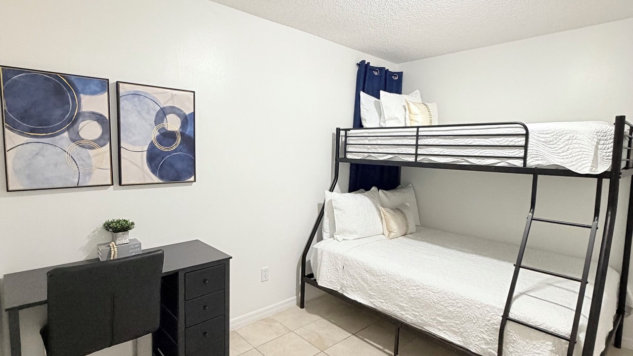 Photo of Bedroom in Bloomingdale