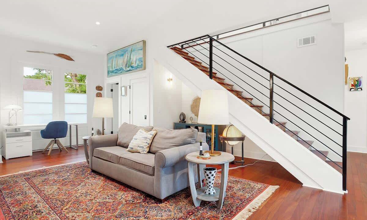 Photo of Livingroom in Thunderbolt