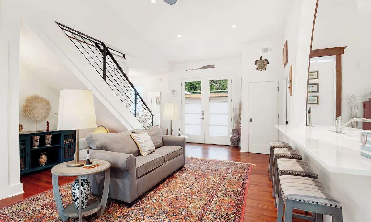 Photo of Livingroom in Thunderbolt