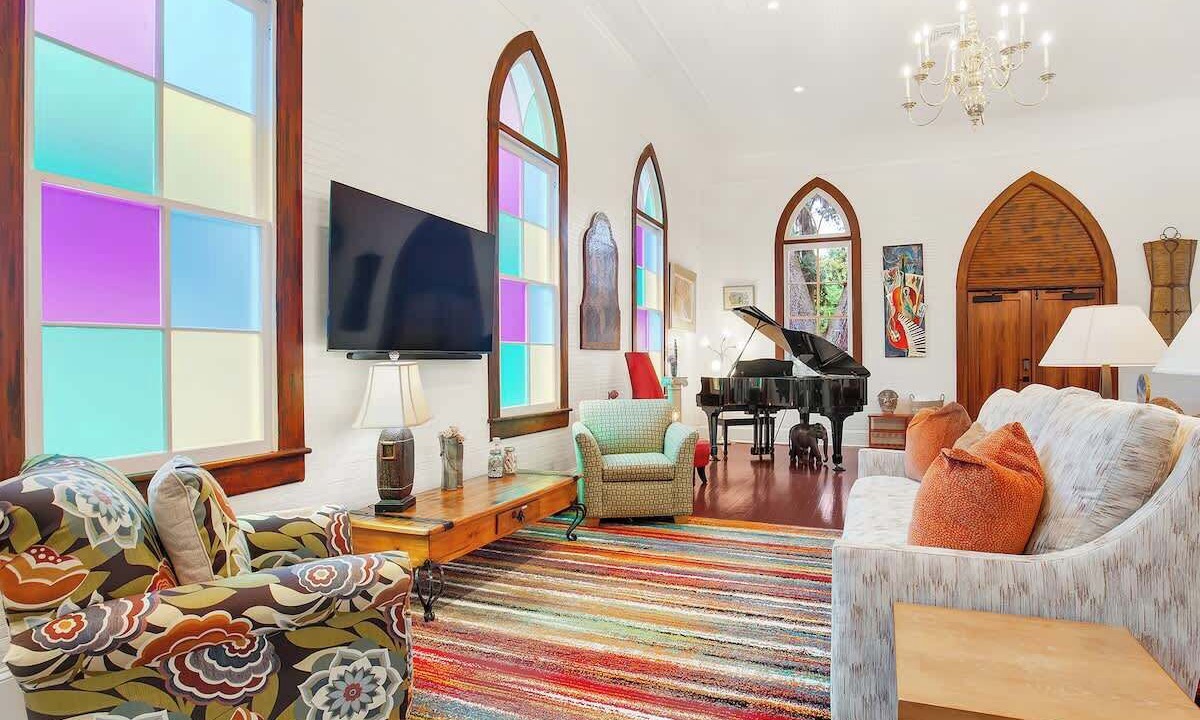 Photo of Livingroom in Thunderbolt