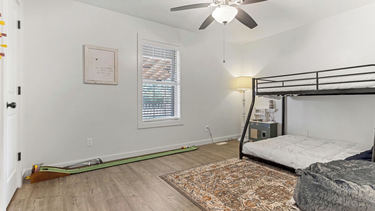 Photo of Bedroom in Boiling Springs