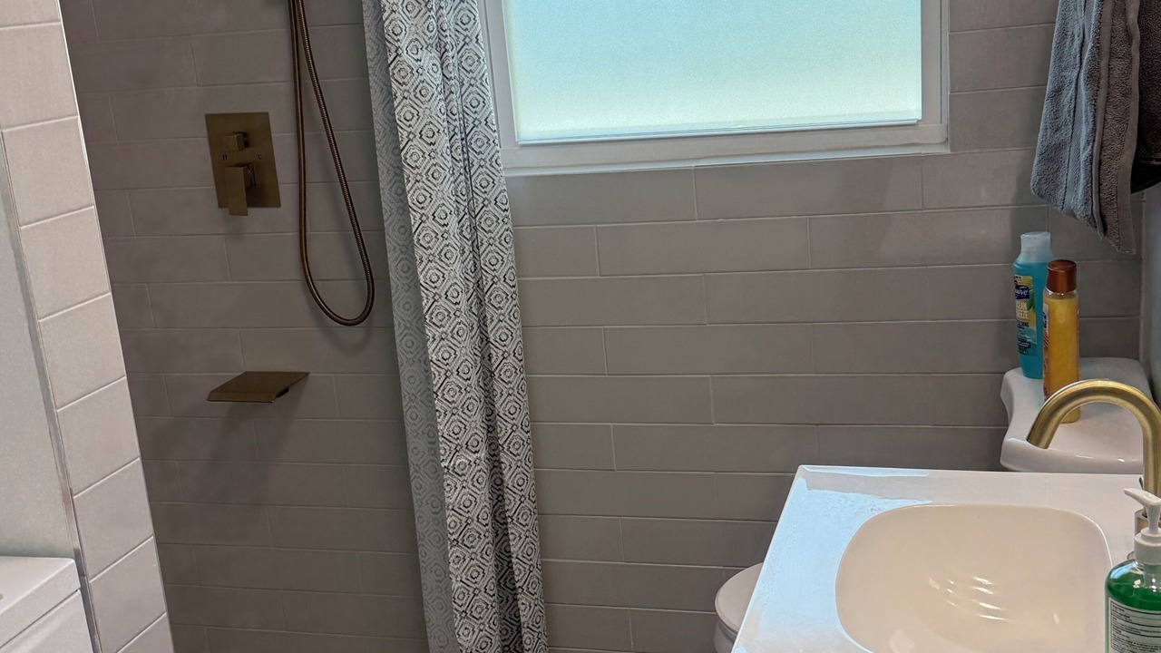 Photo of Bathroom in Oakhurst