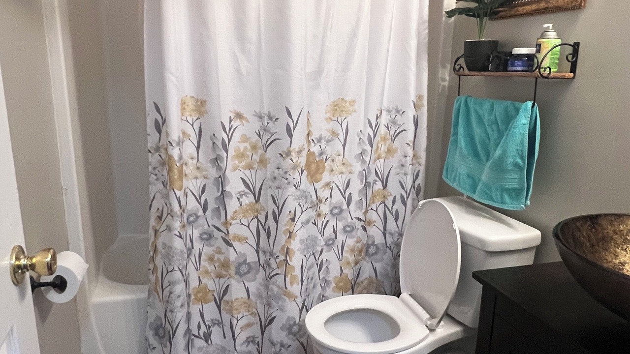 Photo of Bathroom in Dacula