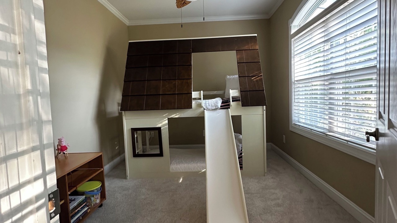 Photo of Bedroom in Carteret County