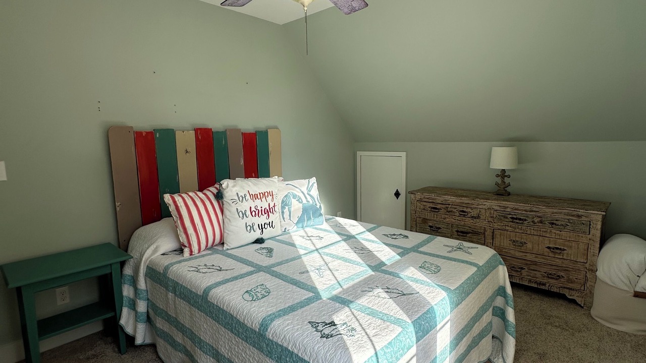 Photo of Bedroom in Carteret County