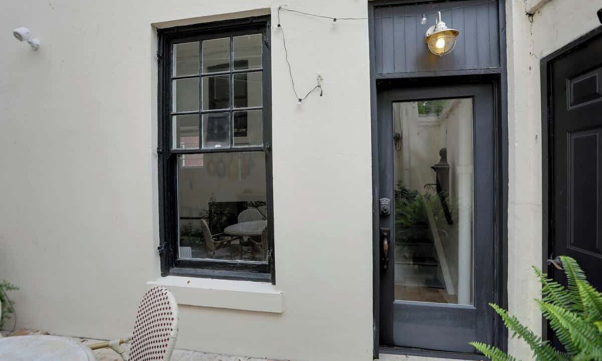 Photo of Patio Balcony in Savannah Victorian District