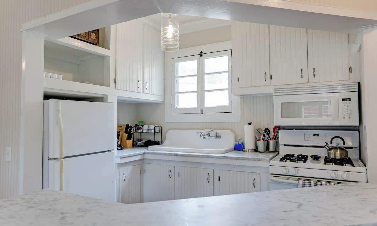 Photo of Kitchen in Savannah Victorian District
