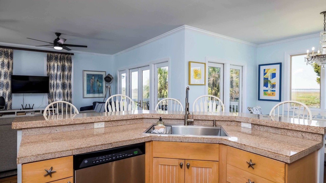 Photo of Kitchen in Oceanmarsh Subdivision