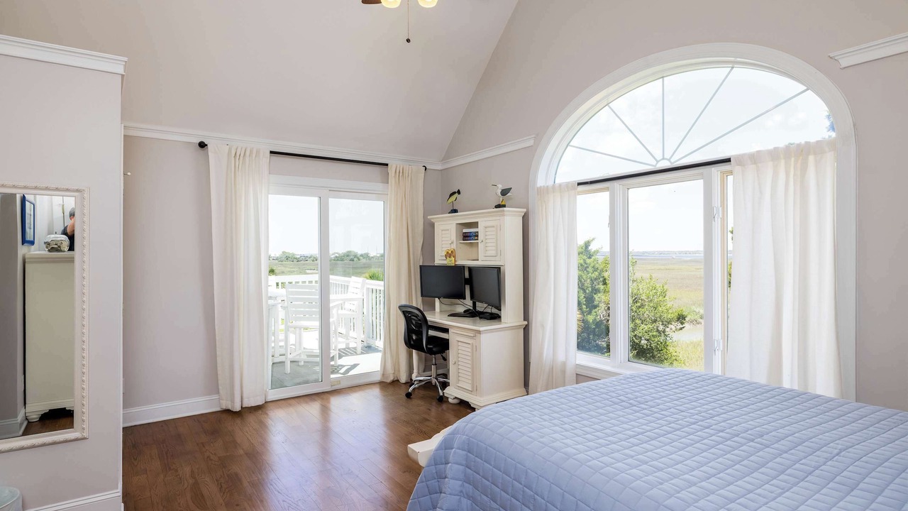 Photo of Bedroom in Oceanmarsh Subdivision