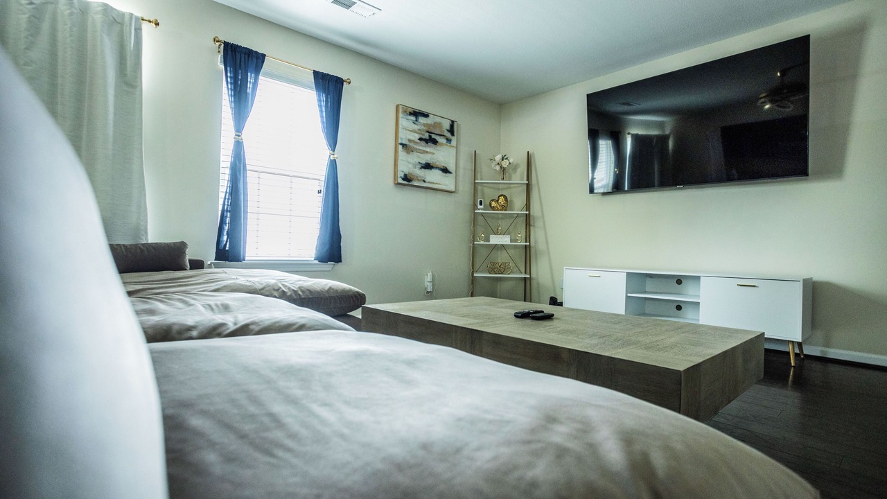 Photo of Bedroom in Lake Carolina