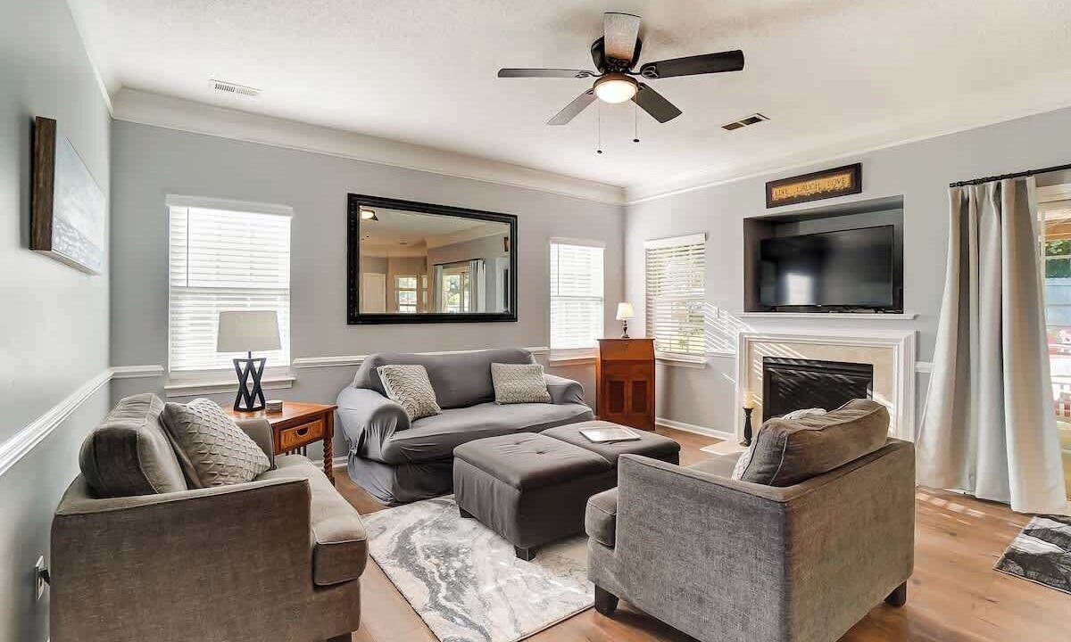 Photo of Livingroom in Mint Hill
