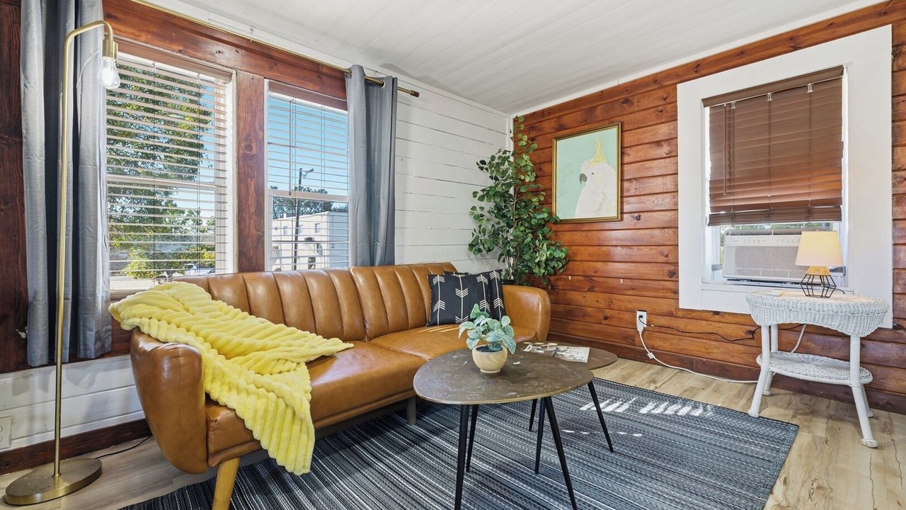 Photo of Livingroom in St. Petersburg - Clearwater