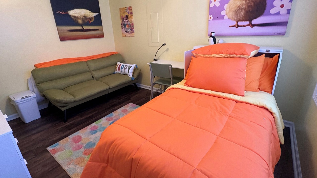 Photo of Bedroom in James City