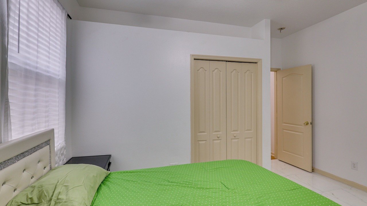 Photo of Bedroom in Riverview