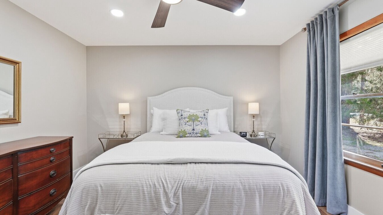 Photo of Bedroom in Eden