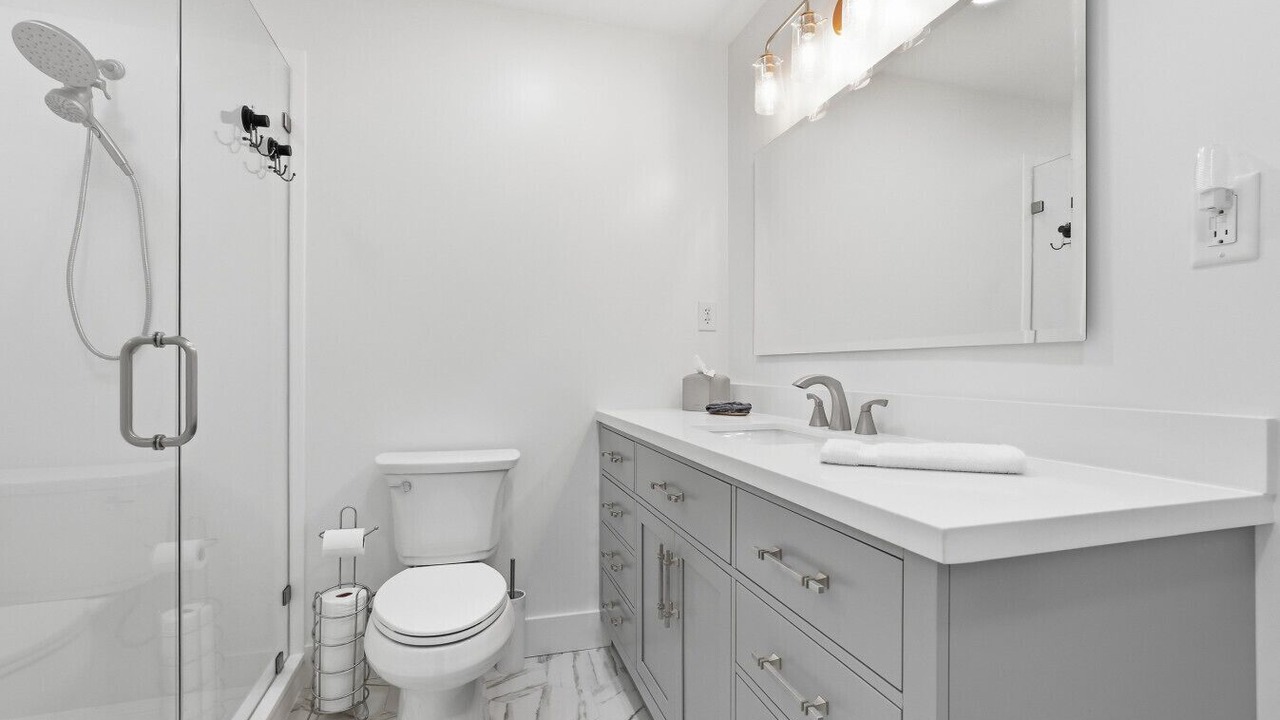 Photo of Bathroom in Eden