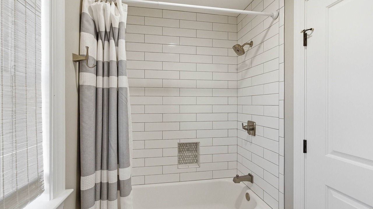 Photo of Bathroom in Beachwalk