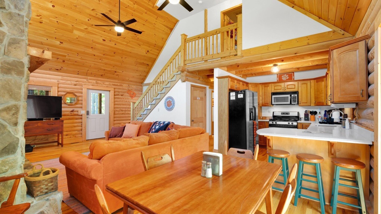 Photo of Livingroom in Seneca