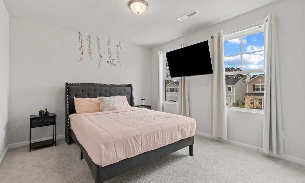 Photo of Bedroom in Wake County