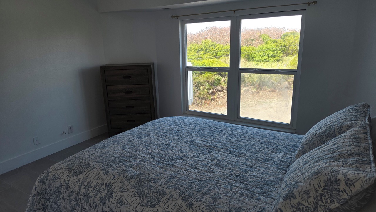 Photo of Bedroom in Melbourne Beach