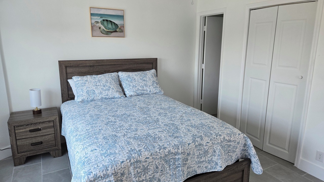 Photo of Bedroom in Melbourne Beach