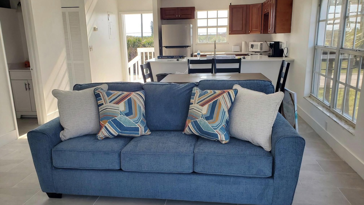 Photo of Livingroom in Melbourne Beach