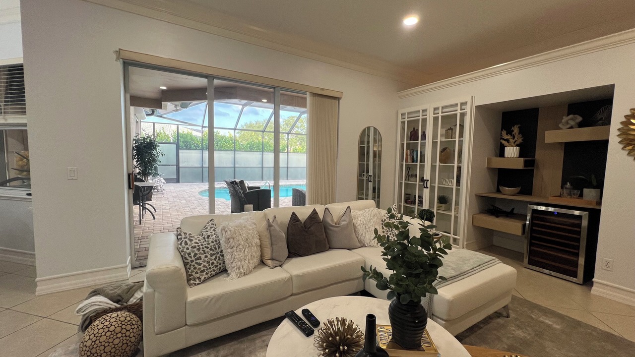 Photo of Livingroom in Lely Golf Estates