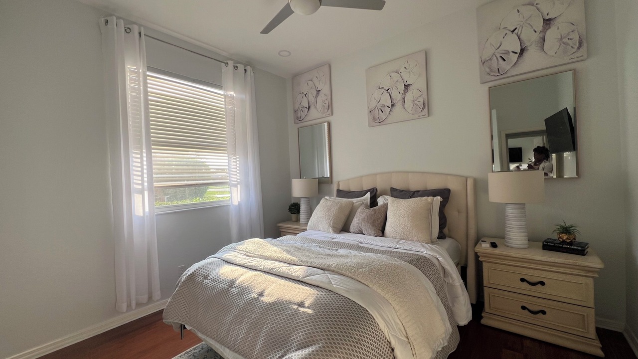 Photo of Bedroom in Lely Golf Estates