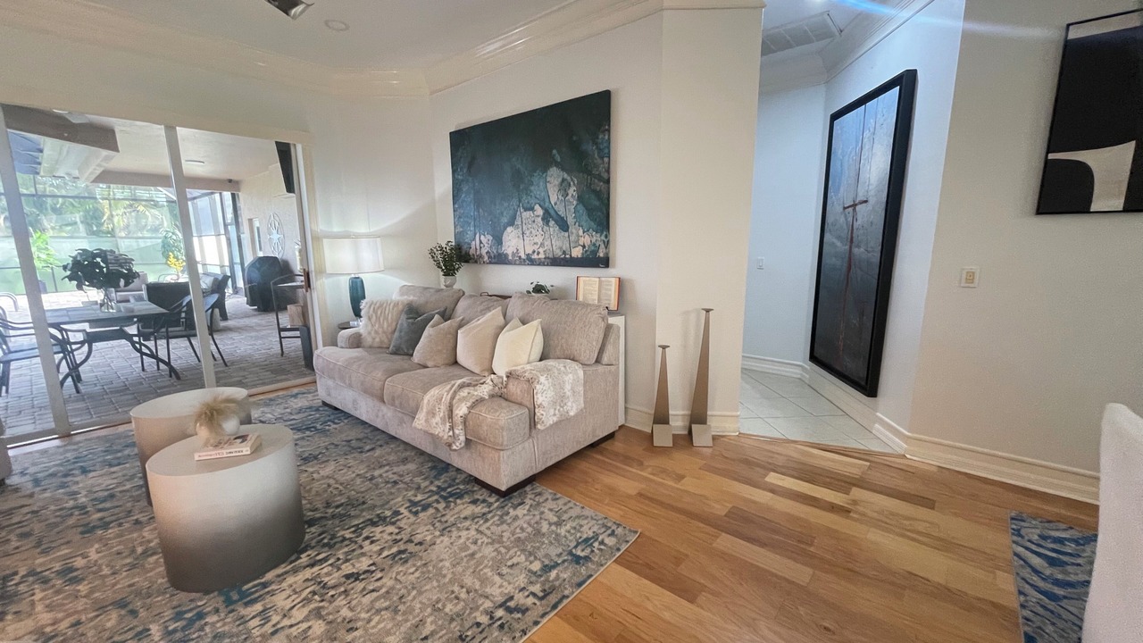 Photo of Livingroom in Lely Golf Estates
