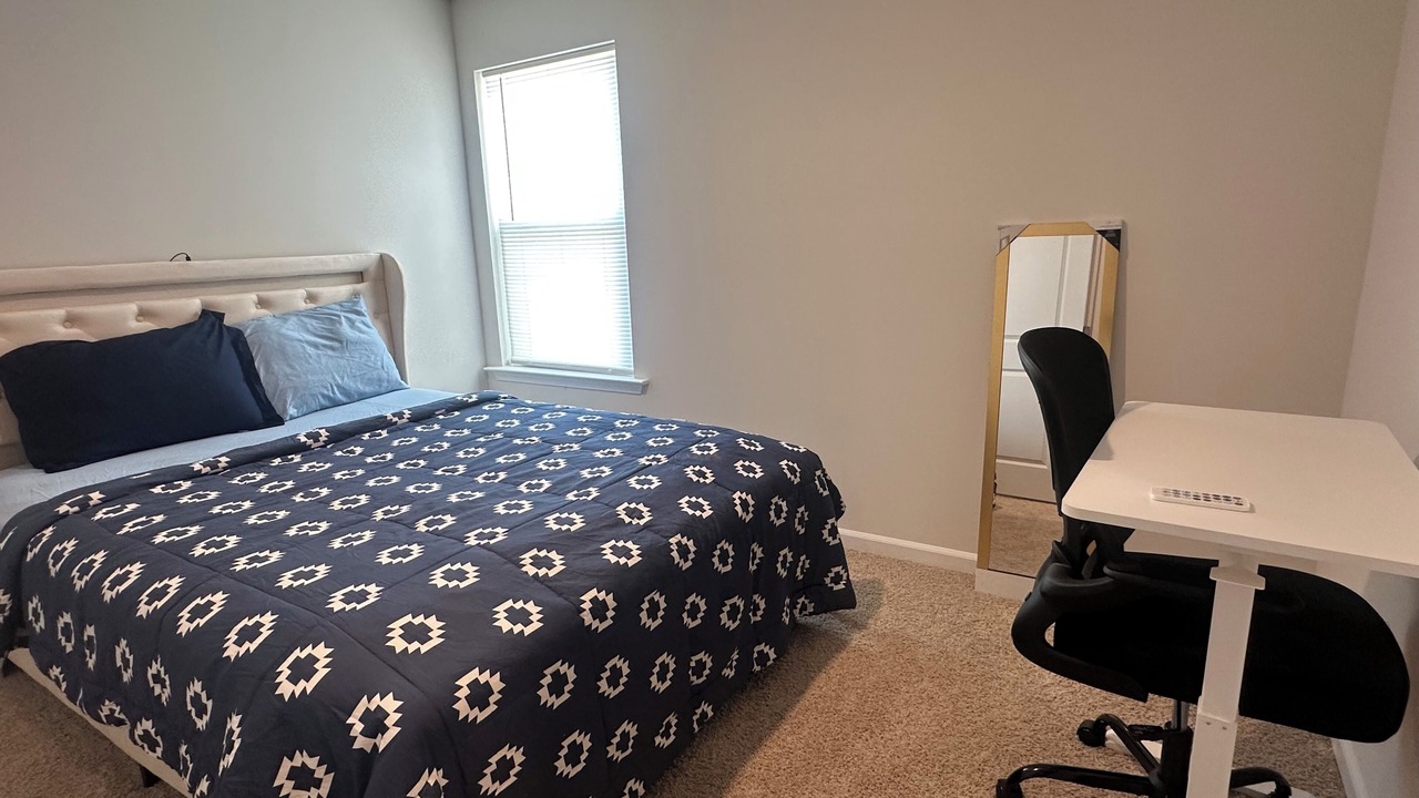 Photo of Bedroom in Northeast Raleigh