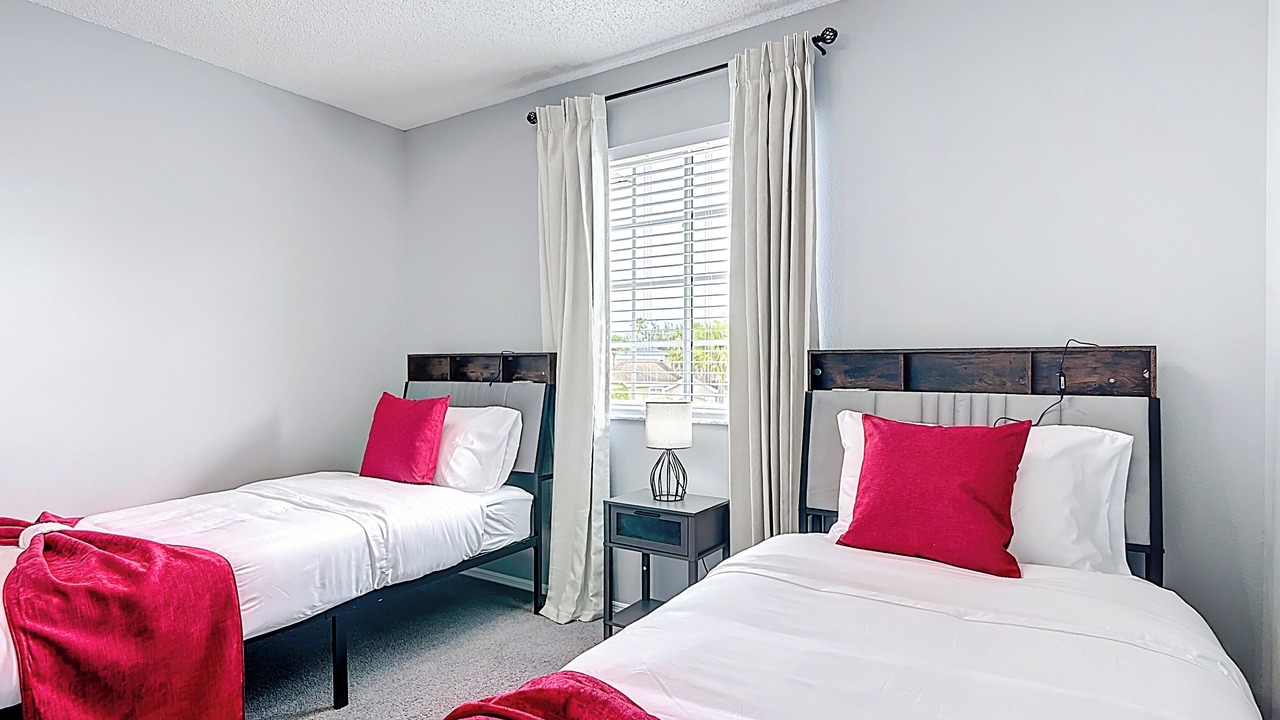 Photo of Bedroom in Buena Ventura Lakes