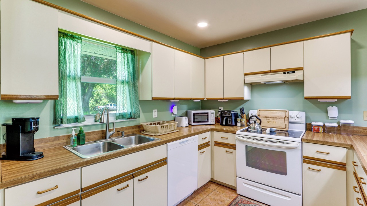 Photo of Kitchen in Lakewood Park