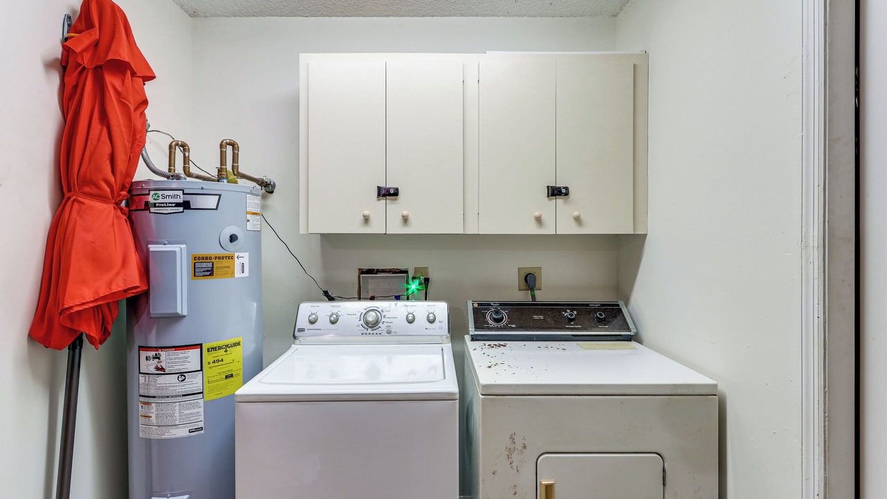 Photo of Bedroom in Lakewood Park