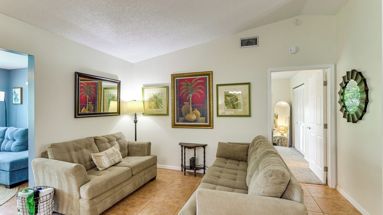 Photo of Bedroom in Lakewood Park