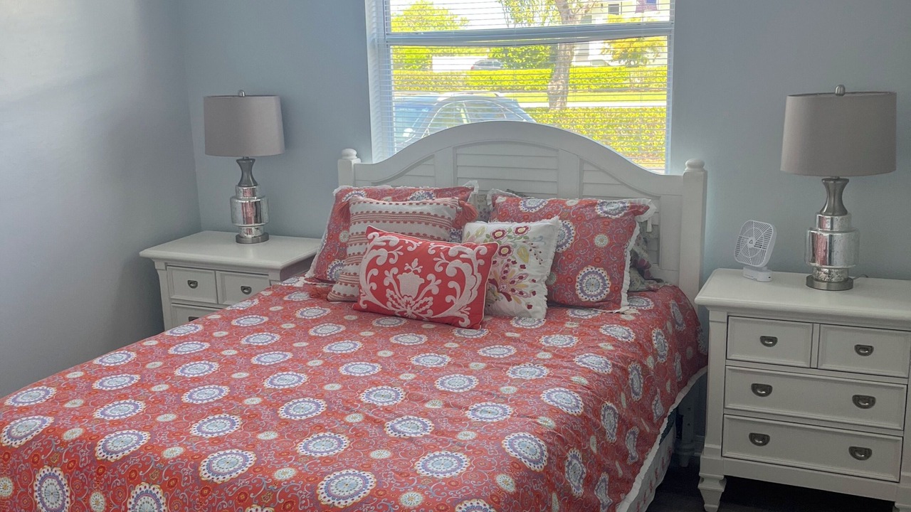 Photo of Bedroom in Hammock Bay
