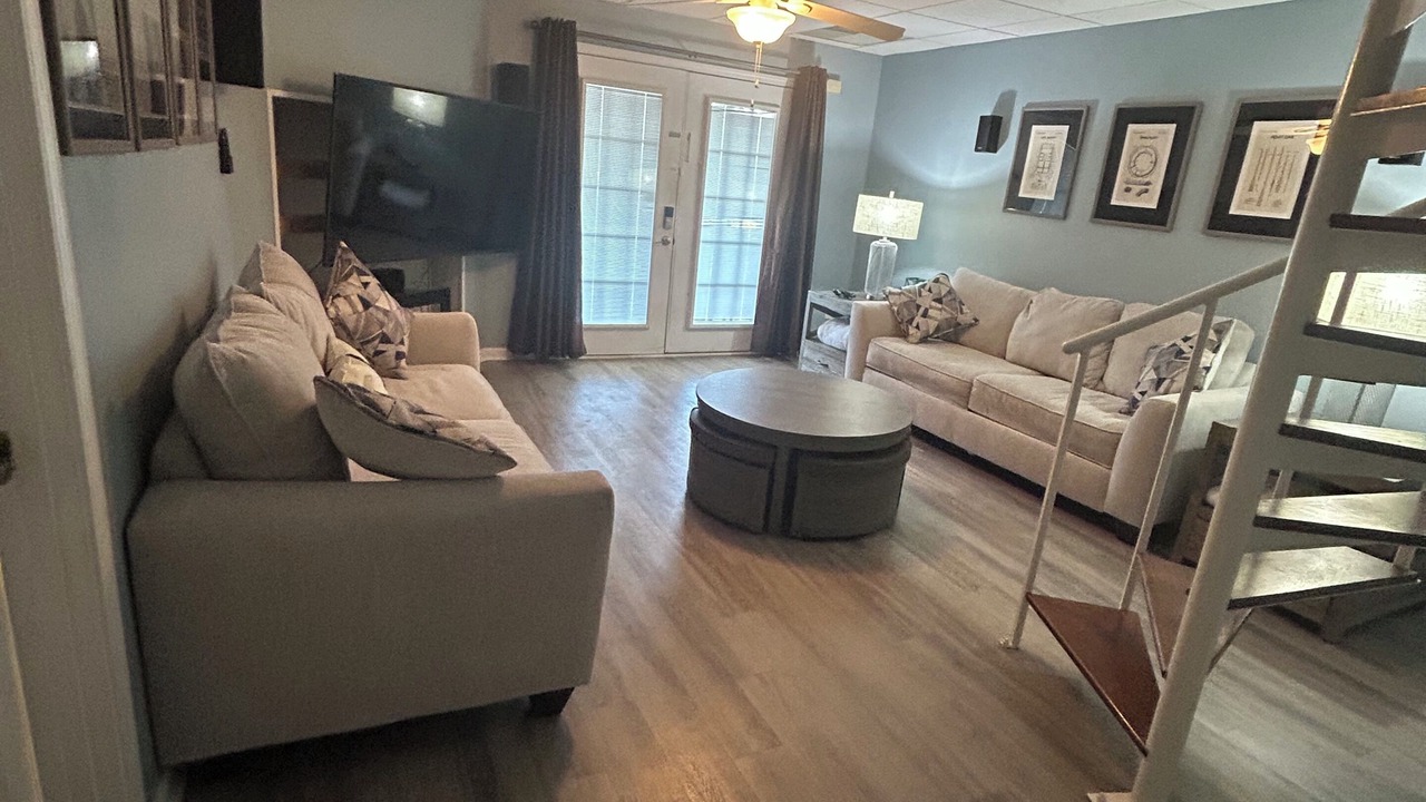 Photo of Livingroom in New London