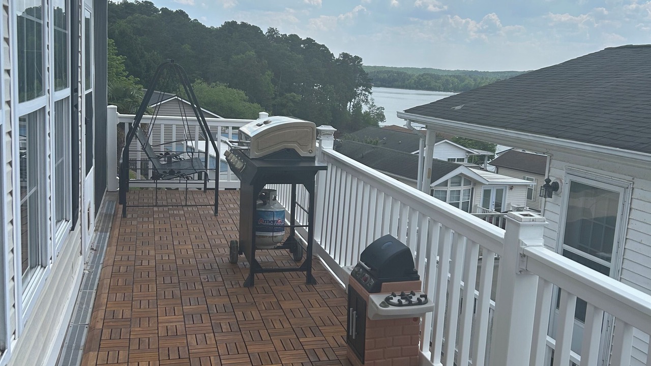 Photo of Patio Balcony in New London