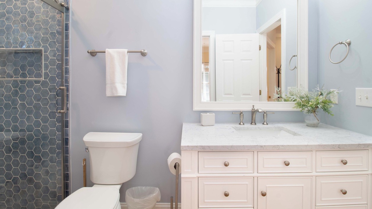 Photo of Bathroom in Ocean Ridge
