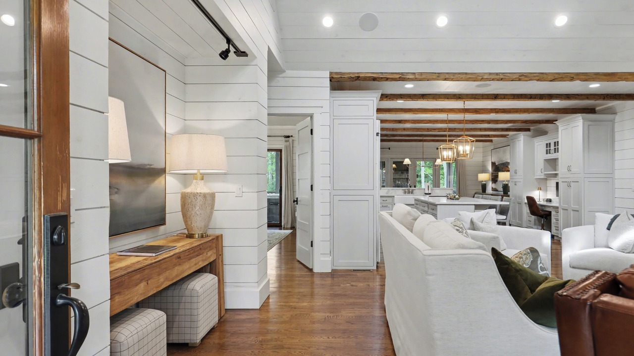 Photo of Livingroom in Cashiers