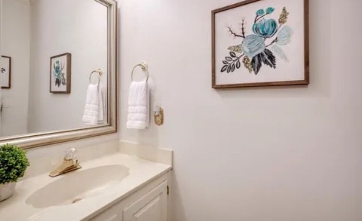 Photo of Bathroom in Martinez