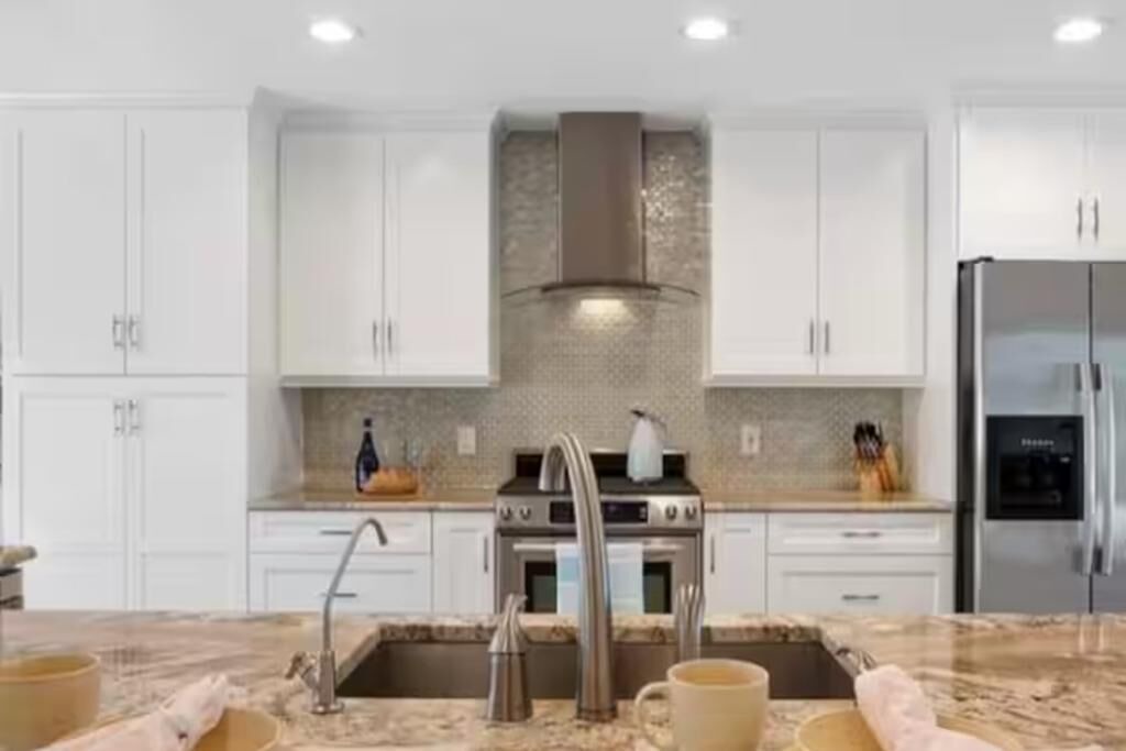 Photo of Kitchen in Orchid Isle Estates