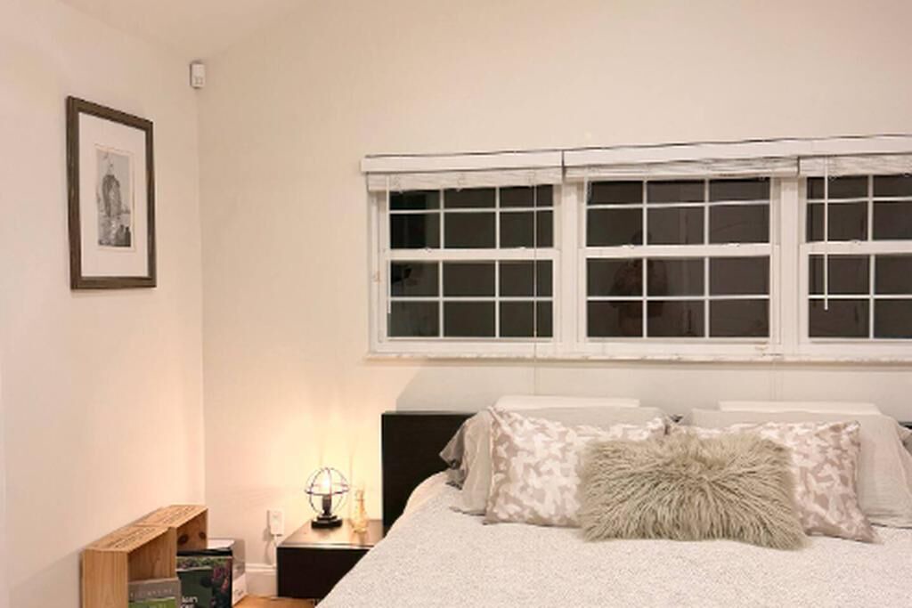 Photo of Bedroom in Orchid Isle Estates