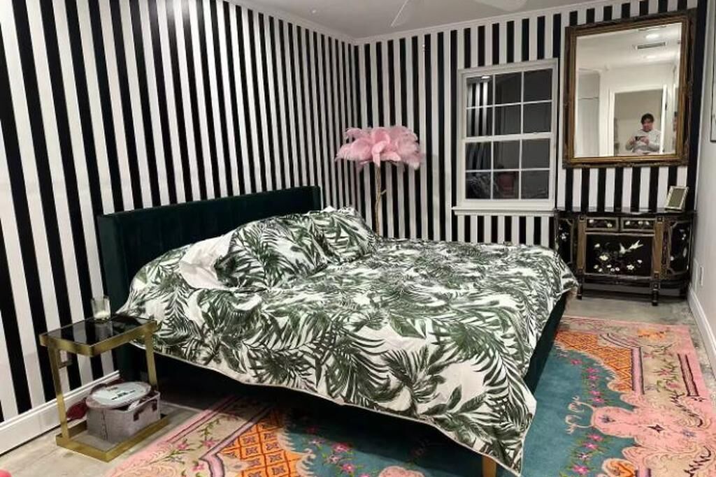 Photo of Bedroom in Orchid Isle Estates