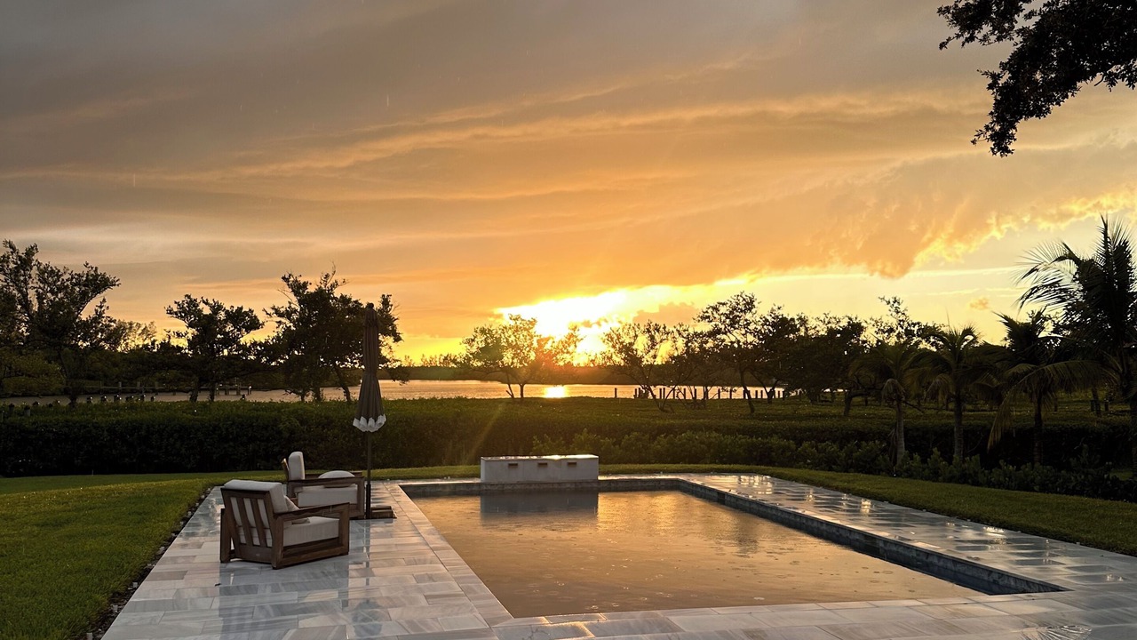 Photo of Outdoor in Orchid Isle Estates