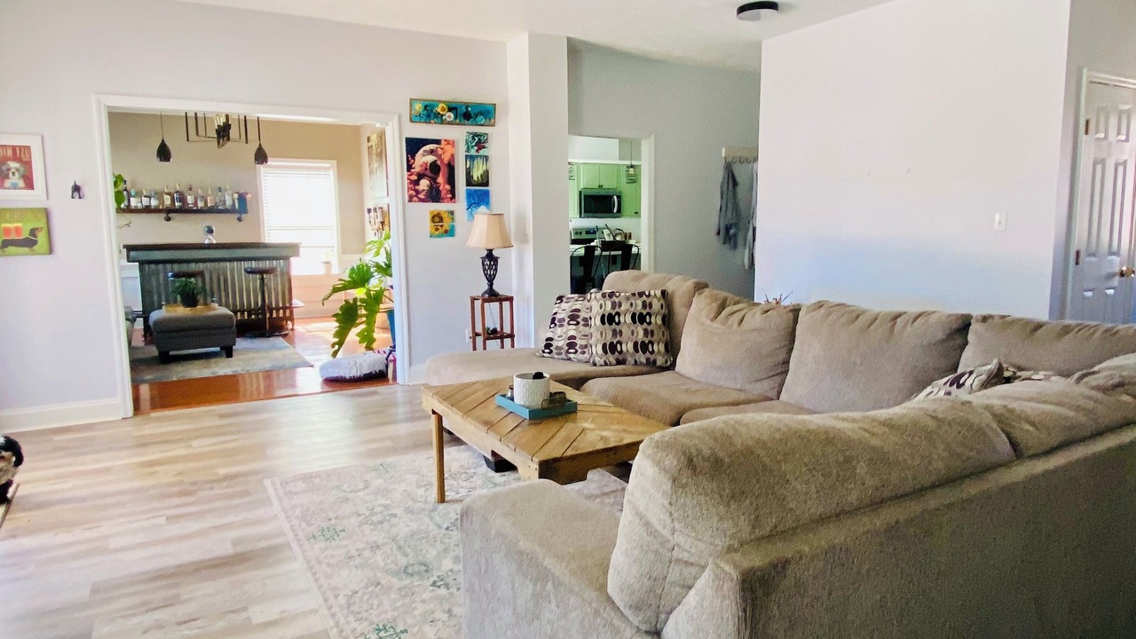 Photo of Livingroom in Evans